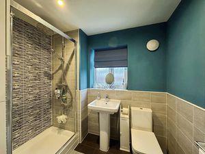 Photo 9- click for photo gallery